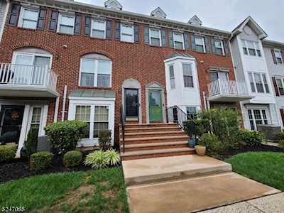 204 Strull Ct Bridgewater Twp., NJ 08807