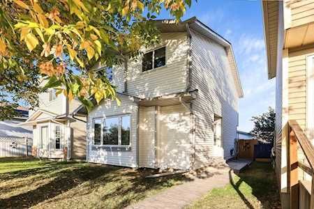 75 Martinbrook Rd NE Calgary, AB T3J 3G3