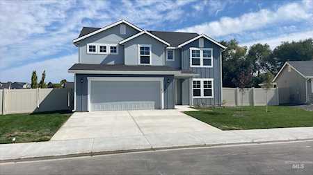 3502 S Walnut Ridge Way Nampa, ID 83686