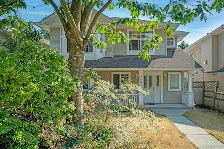 2624 Lincoln Avenue Port Coquitlam, BC V3B 8E5