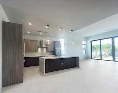 690 Jeffery Street Boca Raton, FL 33487