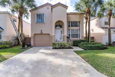 10724 NW 12th Manor Plantation, FL 33322