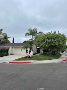 2742 Luciernaga St Carlsbad, CA 92009
