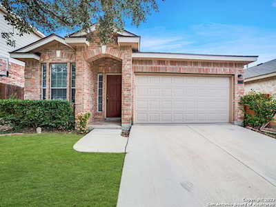 13714 Topaz Lk Helotes, TX 78023