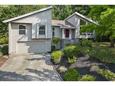 2555 Limerick LN West Linn, OR 97068