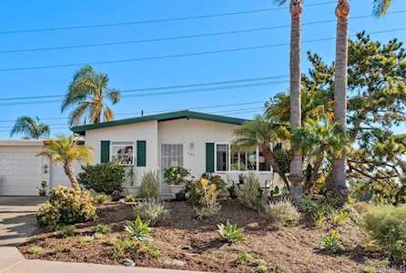 725 Sunflower Street Encinitas, CA 92024