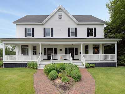 56 Park Ave #56 Natick, MA 01760