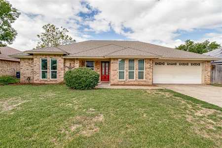 1303 Brookfield Lane Mansfield, TX 76063
