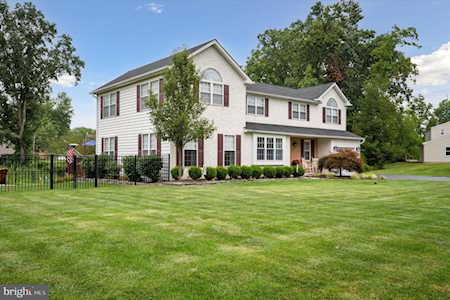 2879 Valley Woods Rd Hatfield, PA 19440