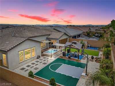 7461 Tucker William St Las Vegas, NV 89149