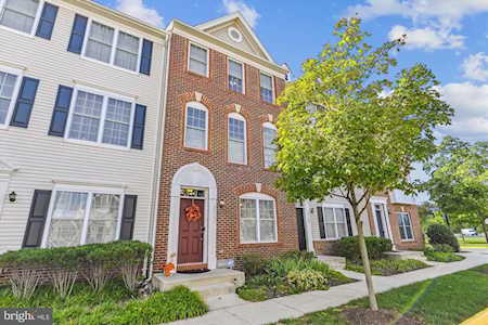 25111 Mcbryde Terrace Chantilly, VA 20152