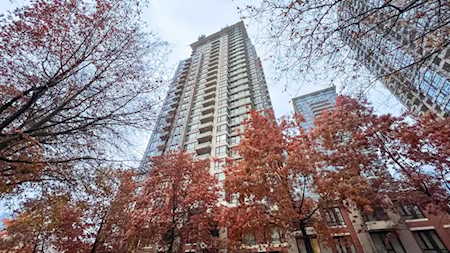 977 Mainland Street #910 Vancouver, BC V6B 1T2