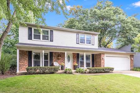 555 Carriage Hill Rd Naperville, IL 60565