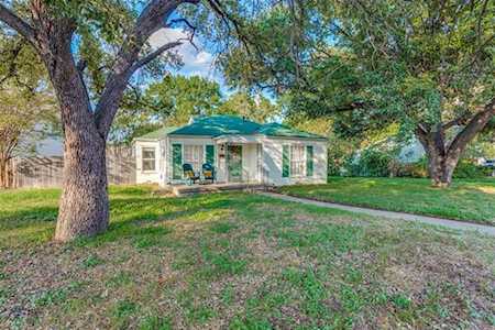 3704 Wildwood Road Fort Worth, TX 76107