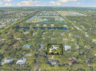 4307 SW 2nd Square Vero Beach, FL 32968