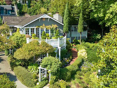8555 85th Ave SE Mercer Island, WA 98040