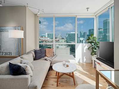 300 W Beech St #909 San Diego, CA 92101