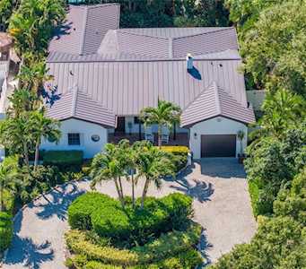 289 Catalan Blvd NE St. Petersburg, FL 33704