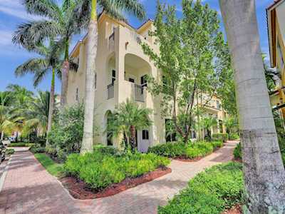 12420 NW 17th Mnr Pembroke Pines, FL 33028