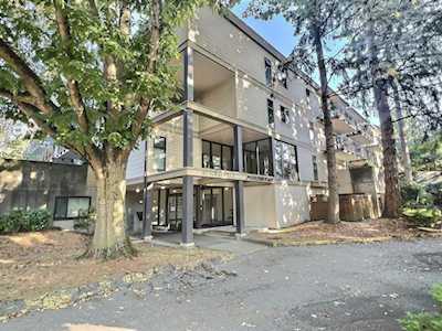 8231 Granville Avenue #201 Richmond, BC V6Y 3A4