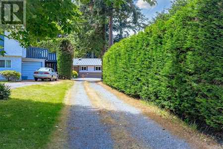 605 Hallsor Drive Colwood, BC V9C1L3