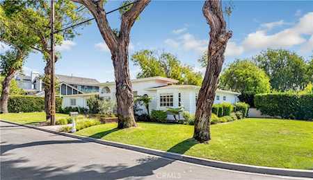 450 Santa Ana Ave Newport Beach, CA 92663