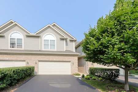 681 Juniper Ln Lake In The Hills, IL 60156