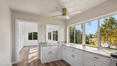 1006 Iowa Ave Lynn Haven, FL 32444