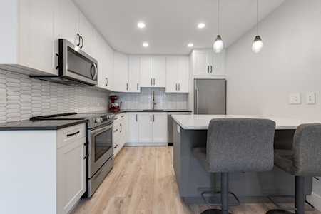 310 E 3rd Street #306 North Vancouver, BC V7L 1E9