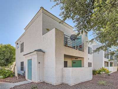 7100 Pirates Cove Rd #1004 Las Vegas, NV 89145