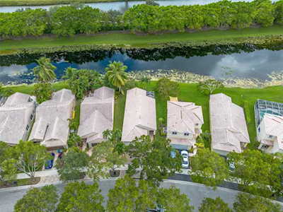 4298 Mahogany Ridge Dr Weston, FL 33331