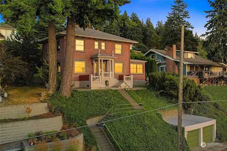 410 N State St Bellingham, WA 98225
