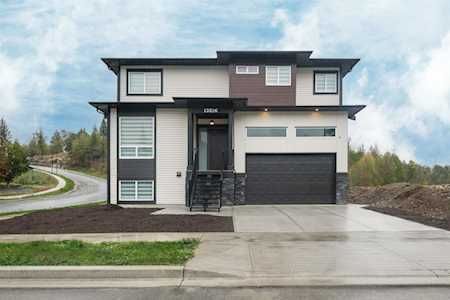 13526 Foreman Drive Maple Ridge, BC V4R 2P7
