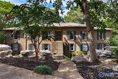 811 SE Tannahill Drive Huntsville, AL 35802