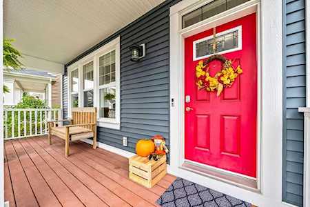 645 River Heights Crescent Cochrane, AB T4C 0R9