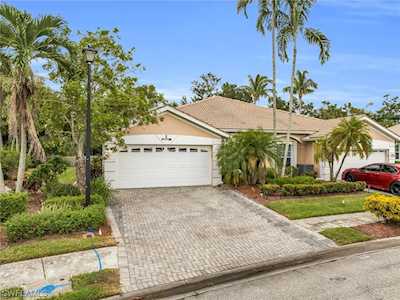 7710 Bay Lake Dr Fort Myers, FL 33907