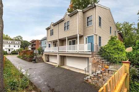 15 Walnut St #C Arlington, MA 02476
