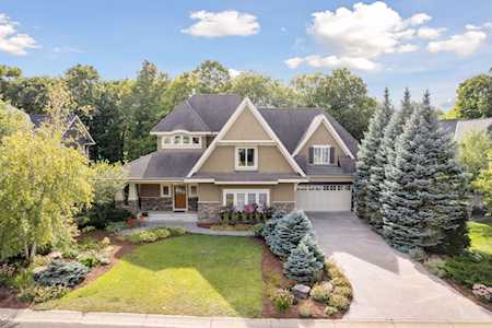 2624 N Saunders Lake Drive Minnetrista, MN 55364