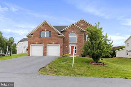 20526 Woodbridge Dr Hagerstown, MD 21742