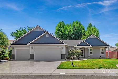 2201 E Mackay Ct Meridian, ID 83642