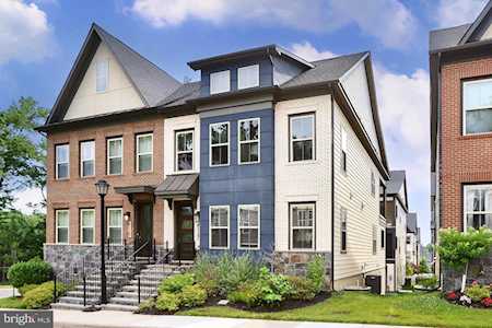 6127 Olivet Dr Alexandria, VA 22315