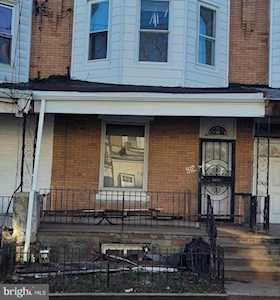 912 Forrester Ave Darby, PA 19023