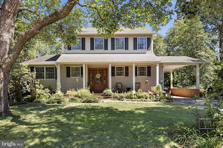 8511 Wagon Wheel Rd Alexandria, VA 22309