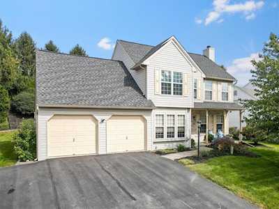 8331 Countryside Ln Fogelsville, PA 18051