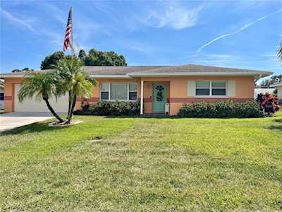 2090 Indian Ave S Belleair Bluffs, FL 33770