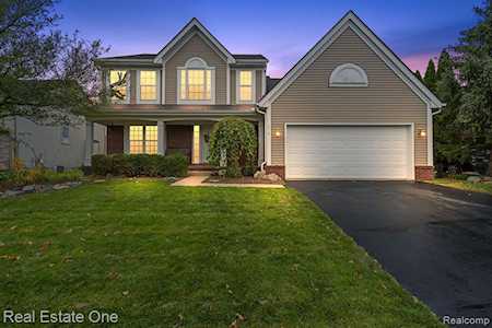 350 Franklin Lake Circle Oxford Twp, MI 48371