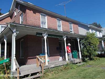 471 N Courtland St East Stroudsburg, PA 18301