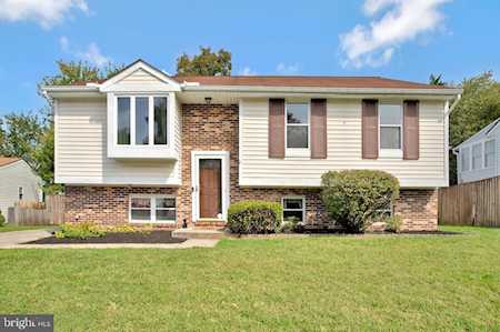 318 Argus Ln Glen Burnie, MD 21061