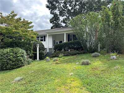 38 Landon Rd Warwick, RI 02888