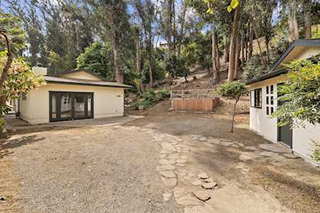 929 W Victoria St Santa Barbara, CA 93101